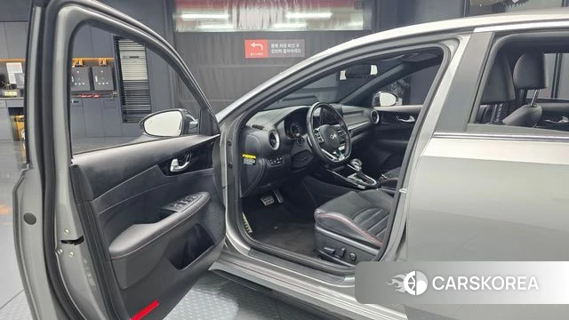 Kia Come New K3 id 3828906 из Кореи 20