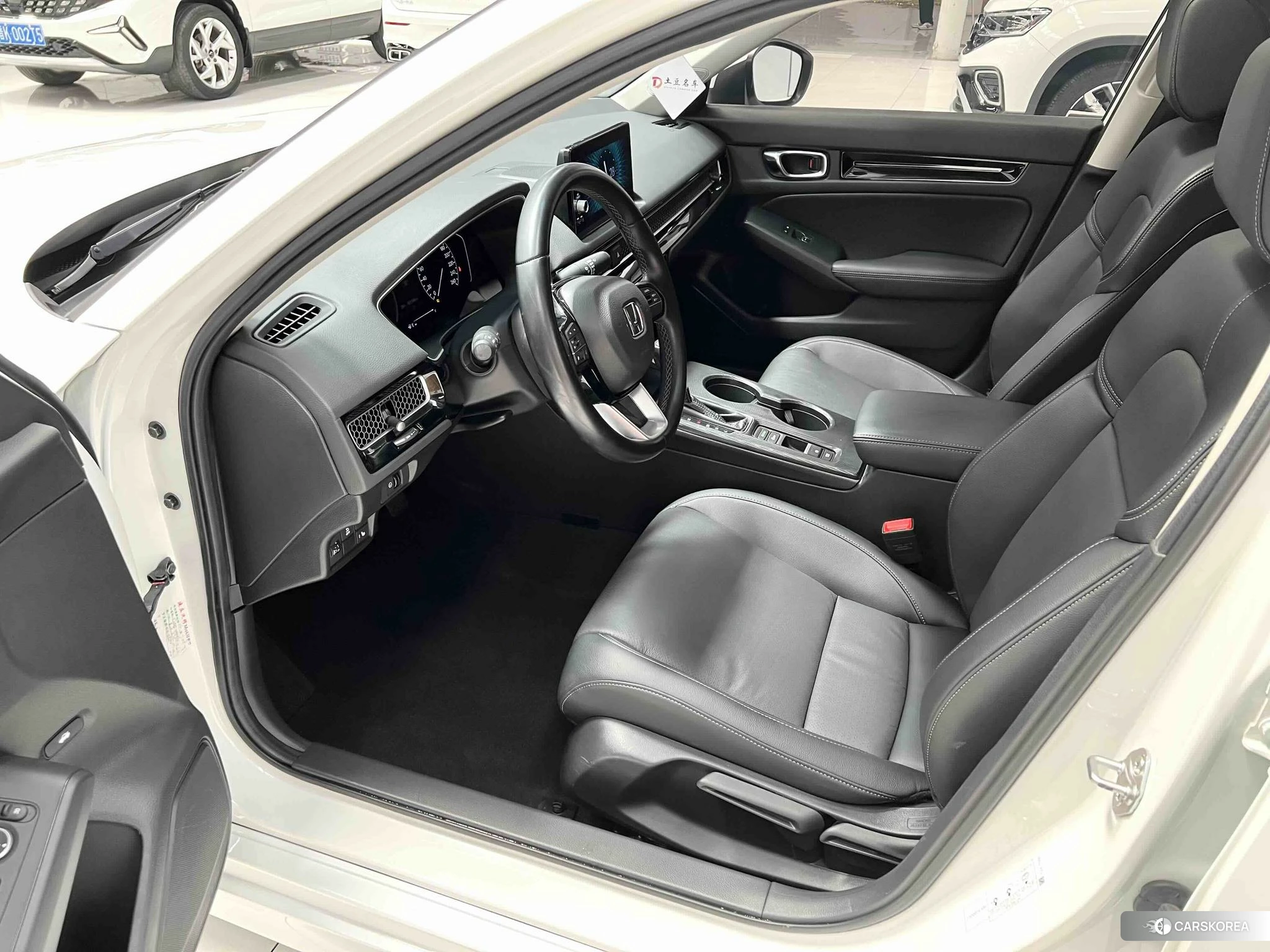Honda Civic id 4513609 из Китая 18