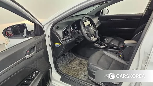 Hyundai Avante AD id 3687669 из Кореи 20