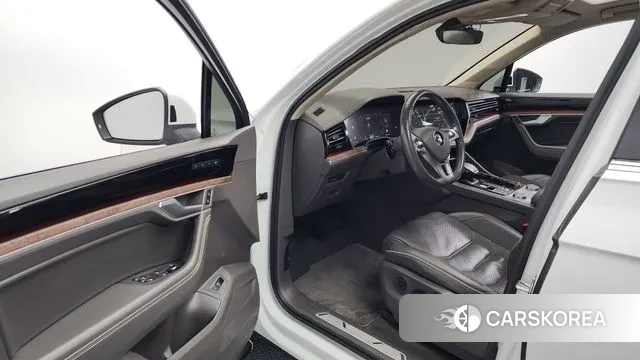 Volkswagen Touareg 3rd generation id 3621944 из Кореи 20