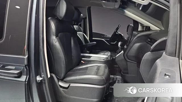 Hyundai Staria id 3438100 из Кореи 20