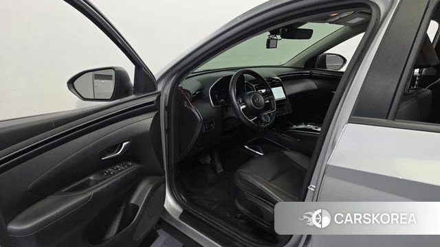 Hyundai Tucson (NX4) id 4281556 из Кореи 30