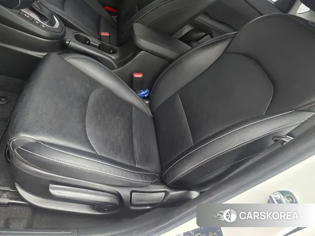 Kia Come New K3 id 3514746 из Кореи 20