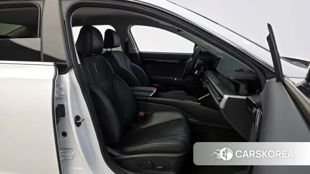 Hyundai Grandeur (GN7) id 3634500 из Кореи 20