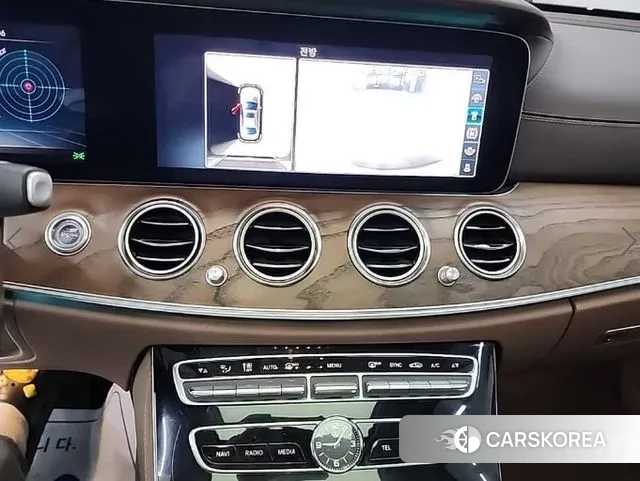 Mercedes-Benz E-Class W213 id 3552803 из Кореи 19