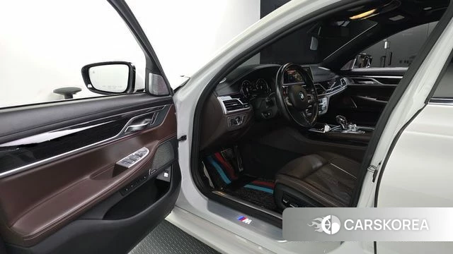 BMW 7 Series (G11) id 3820810 из Кореи 20