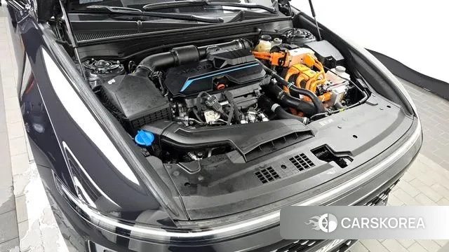 Hyundai Grandeur Hybrid (GN7) id 3036631 из Кореи 20