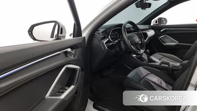 Audi Q3 (F3) id 3028634 из Кореи 20