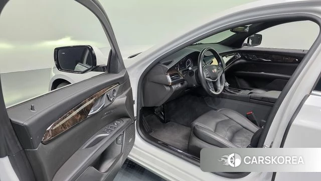 Cadillac CT6 id 4520561 из Кореи 32