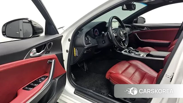 Kia Stinger id 3727876 из Кореи 20