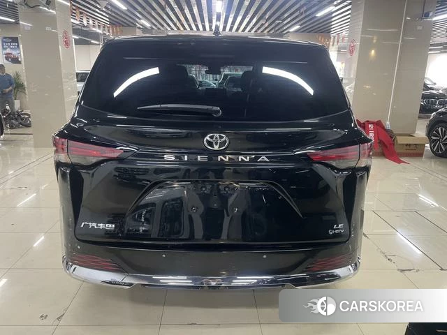 Toyota Saina id 4260659 из Китая 20