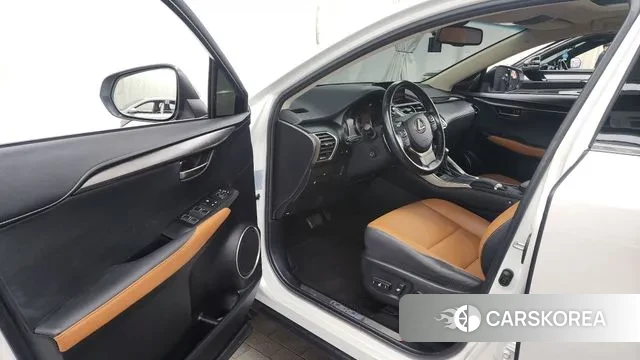 Lexus NX300h id 3470073 из Кореи 20