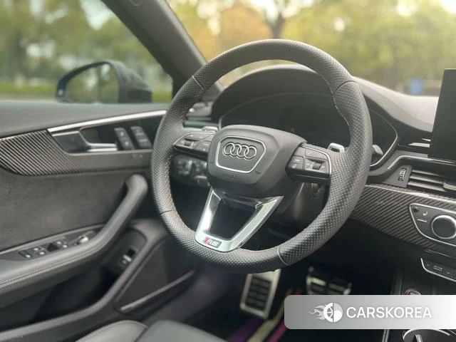 Audi RS 5 id 4209213 из Китая 16
