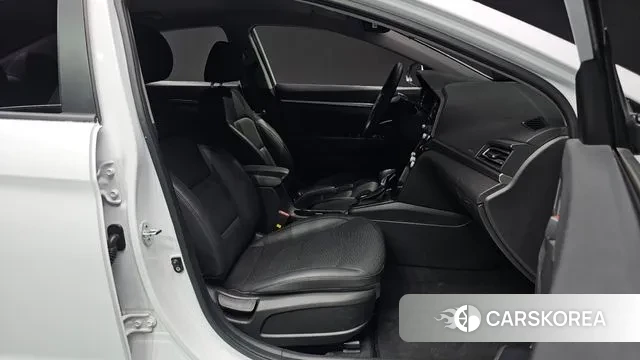 Hyundai The New Avante AD id 3505125 из Кореи 20