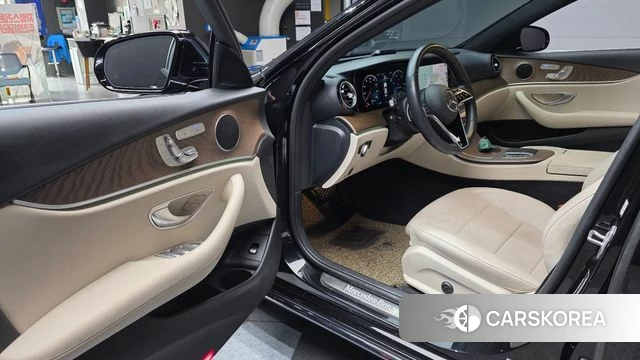 Mercedes-Benz E-Class W213 id 4573069 из Кореи 33