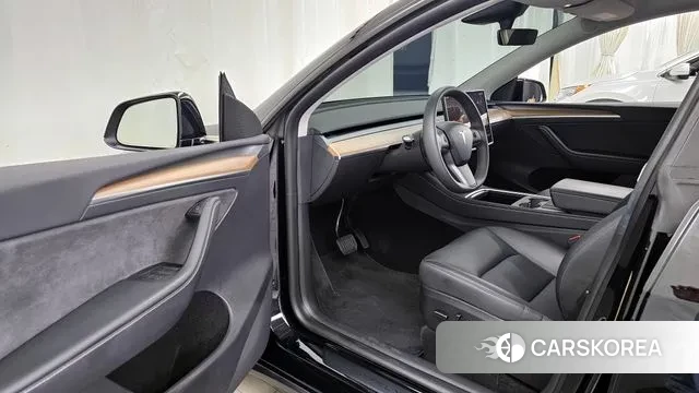 Tesla Model Y id 3021778 из Кореи 20