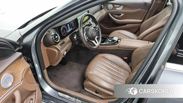 Mercedes-Benz E-Class W213 id 4520230 из Кореи 34