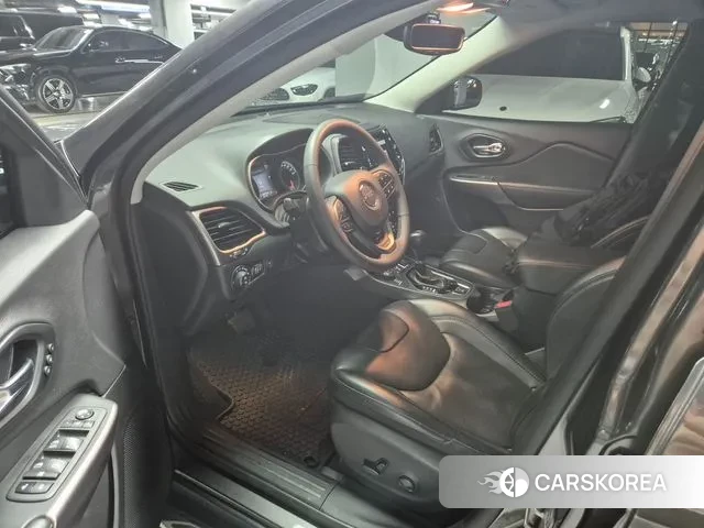 Jeep Cherokee (KL) id 3300533 из Кореи 16