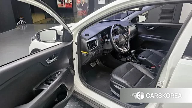 Kia Stonic id 3651643 из Кореи 20