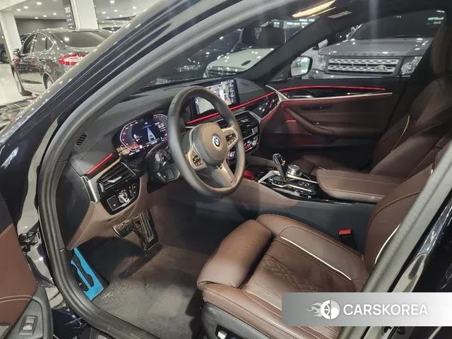 BMW 5 Series (G30) id 3300259 из Кореи 20