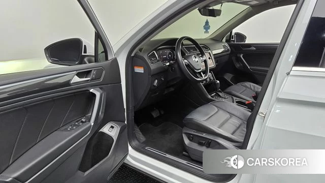 Volkswagen Tiguan Allspace id 4495843 из Кореи 20