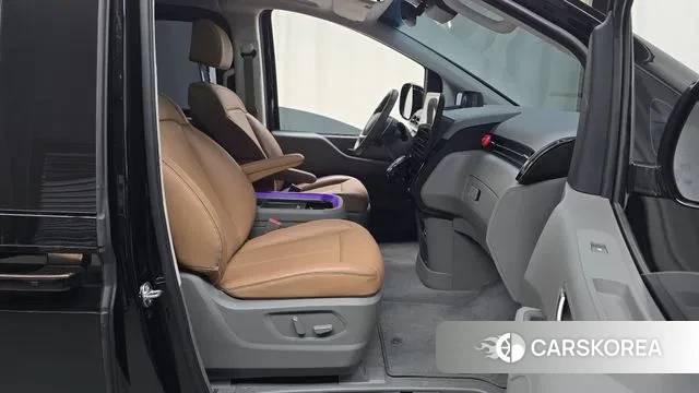 Hyundai Staria id 3321623 из Кореи 20