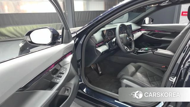 BMW 5 Series (G60) id 3921624 из Кореи 20