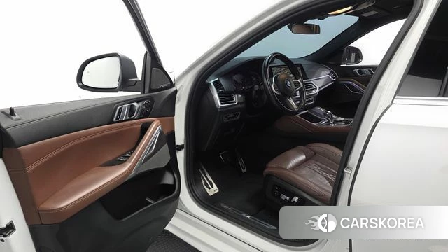 BMW X6 (G06) id 4636075 из Кореи 32