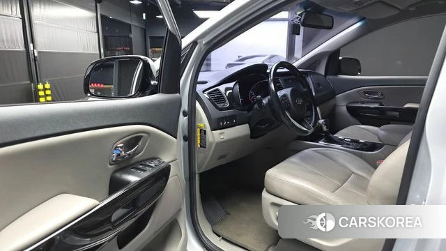 Kia The New Carnival id 4689456 из Кореи 20