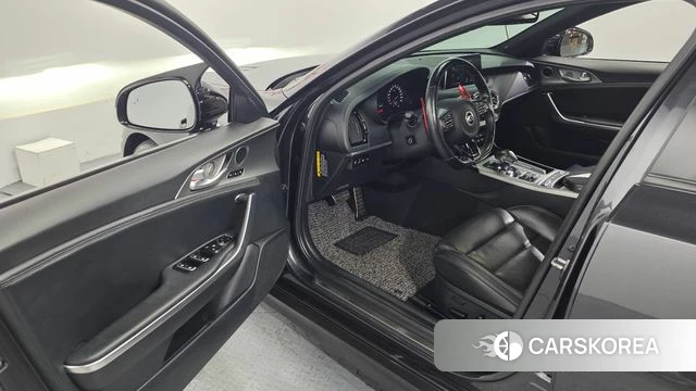 Kia Stinger id 4595720 из Кореи 38