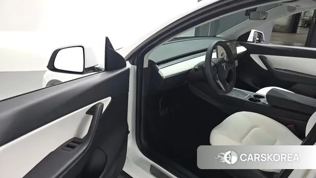 Tesla Model Y id 2960297 из Кореи 20