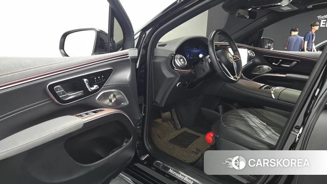 Mercedes-Benz EQS SUV X296 id 4395392 из Кореи 35