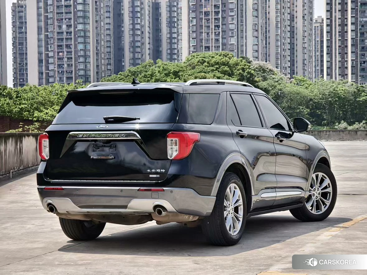 Ford Explorer id 4419507 из Китая 15