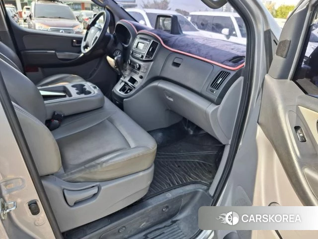 Hyundai The New Grand Starex id 3943101 из Кореи 18