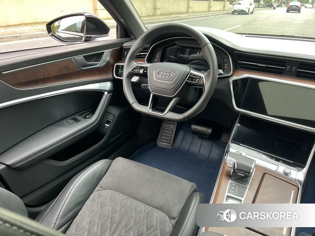Audi A6L id 4260209 из Китая 11