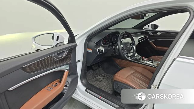 Audi A6 (C8) id 4309568 из Кореи 37
