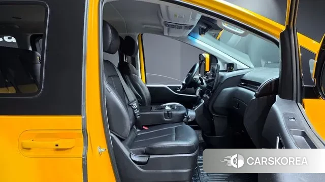 Hyundai Staria id 3517687 из Кореи 20