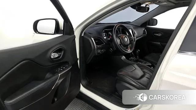 Jeep Cherokee (KL) id 3034027 из Кореи 20