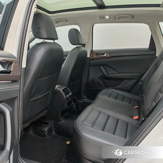 Volkswagen Tuyue id 4256203 из Китая 17