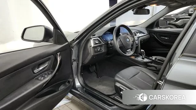 BMW 3 Series (F30) id 3505271 из Кореи 20