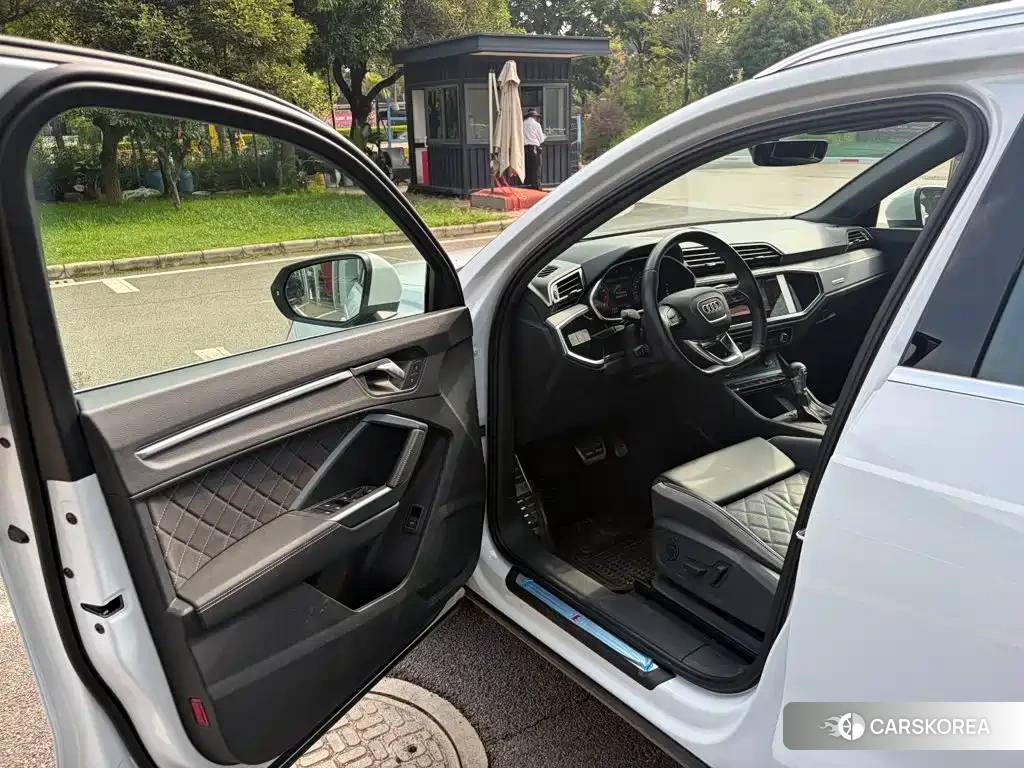 Audi Q3 id 4622304 из Китая 30