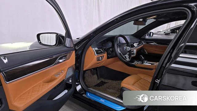 BMW 7 Series (G11) id 4309050 из Кореи 33