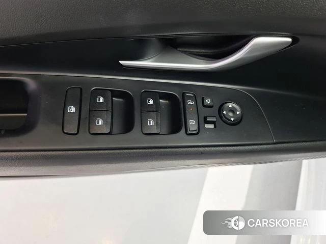 Hyundai Avante Hybrid (CN7) id 3934079 из Кореи 20