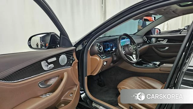 Mercedes-Benz E-Class W213 id 4562746 из Кореи 32