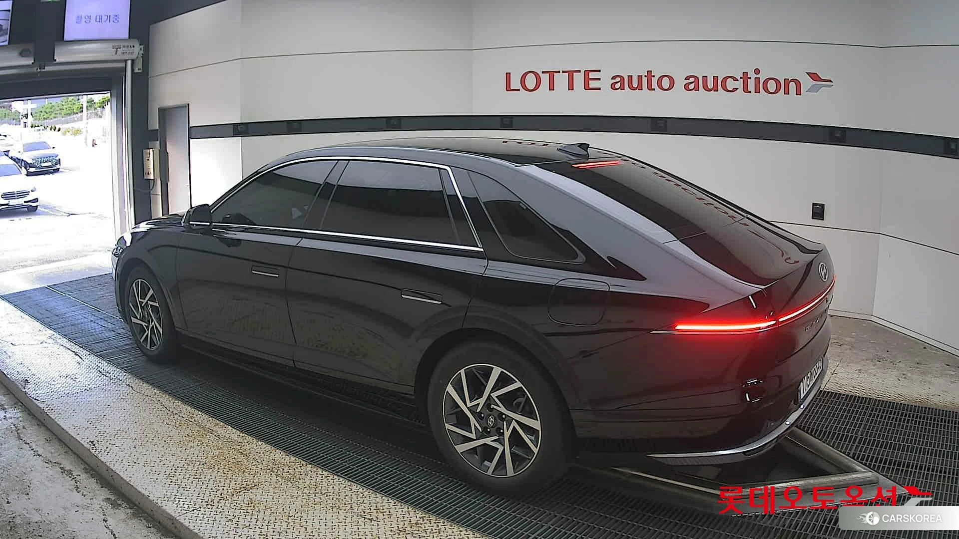 Hyundai Grandeur Hybrid id 4902567 из Кореи 37