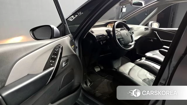 Citroen / DS Grand C4 Picasso id 4403507 из Кореи 32