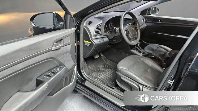 Hyundai Avante AD id 3966541 из Кореи 20