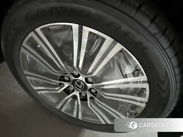 Lexus LX id 4300046 из Китая 12