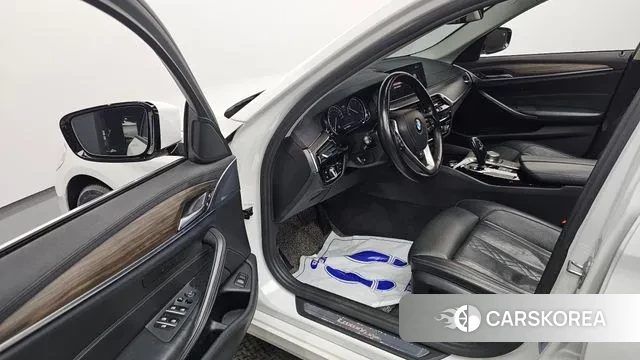 BMW 5 Series (G30) id 3718637 из Кореи 20