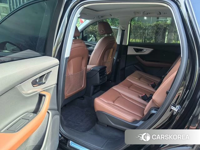 Audi Q7 id 4259392 из Китая 19